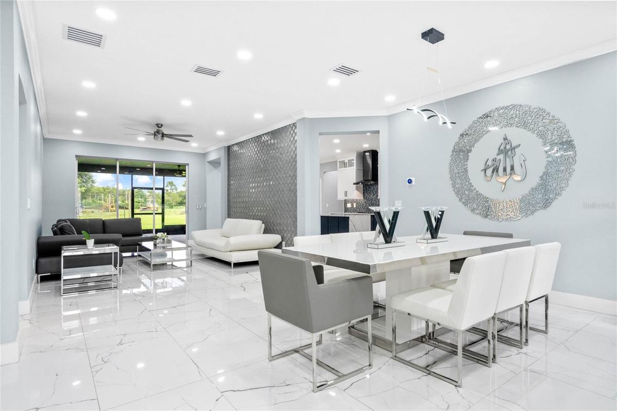 Dining Room/Formal Living Room