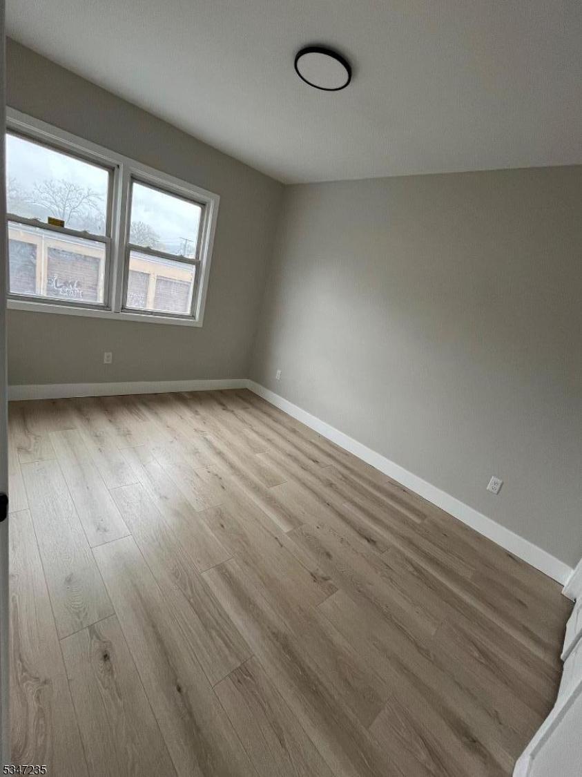 Bedroom unit 2