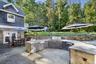 OUTDOOR KITCHEN