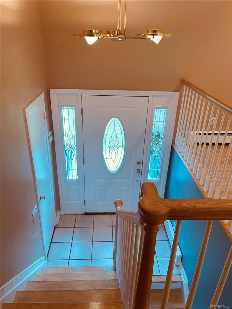 Entry with upgraded lead and glass Front door.