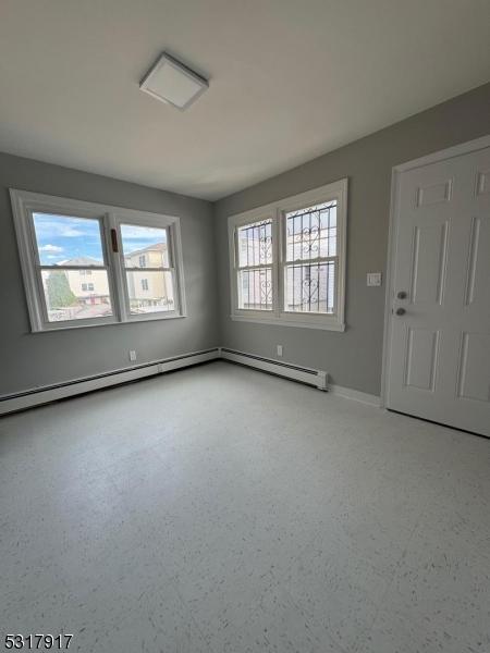 Entrance/family room