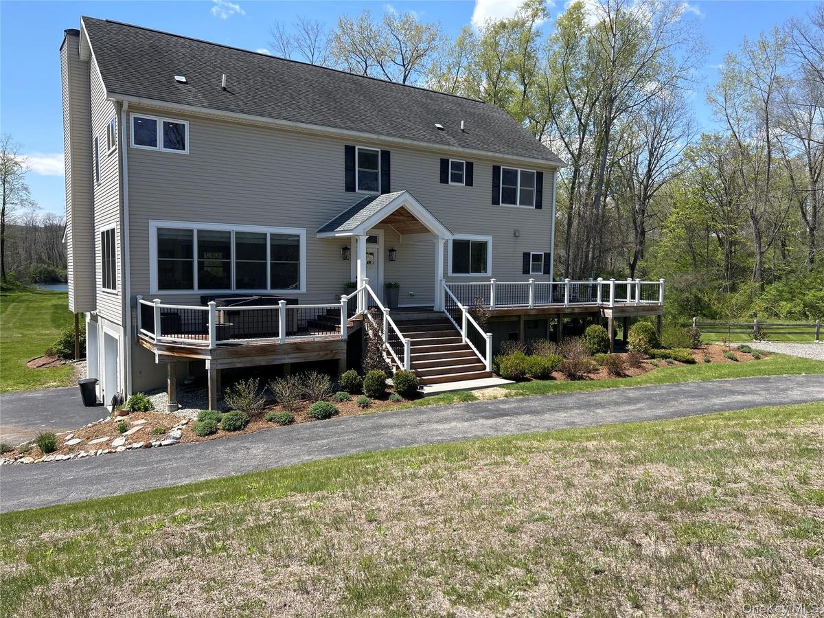 Welcome to your summer escape in the country