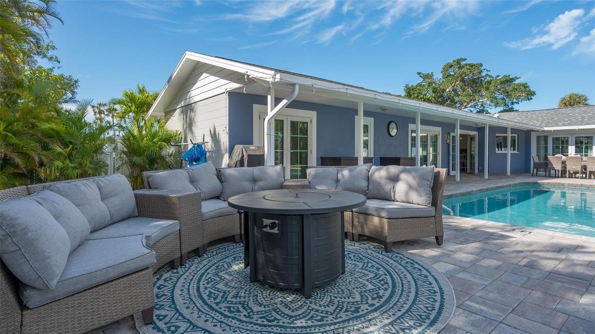 Fire pit