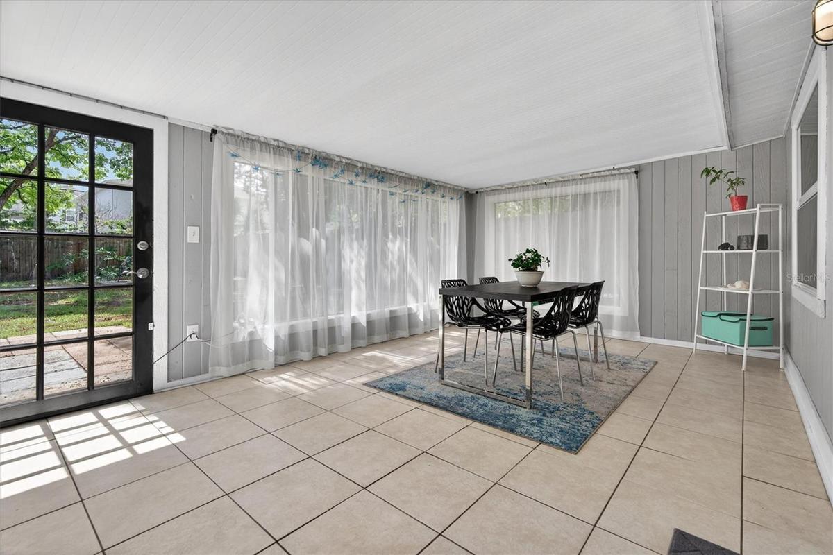 Enclosed Lanai Space
