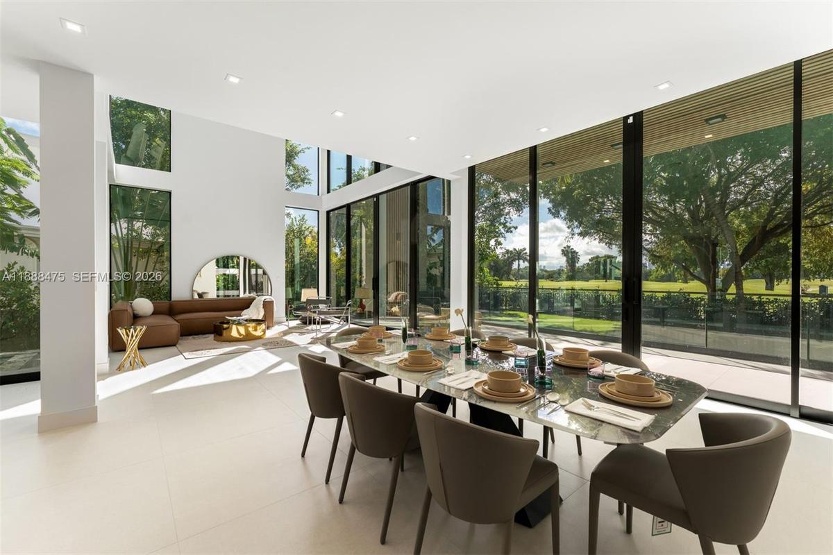 Private Rooftop - Home Located on Miami Beach Golf Course