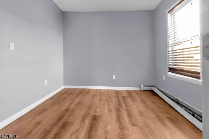 95 First St, Elizabeth, NJ