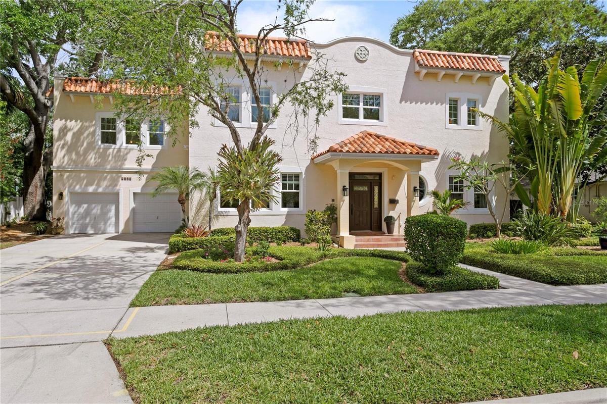 Welcome to 4115 W Barcelona Street!