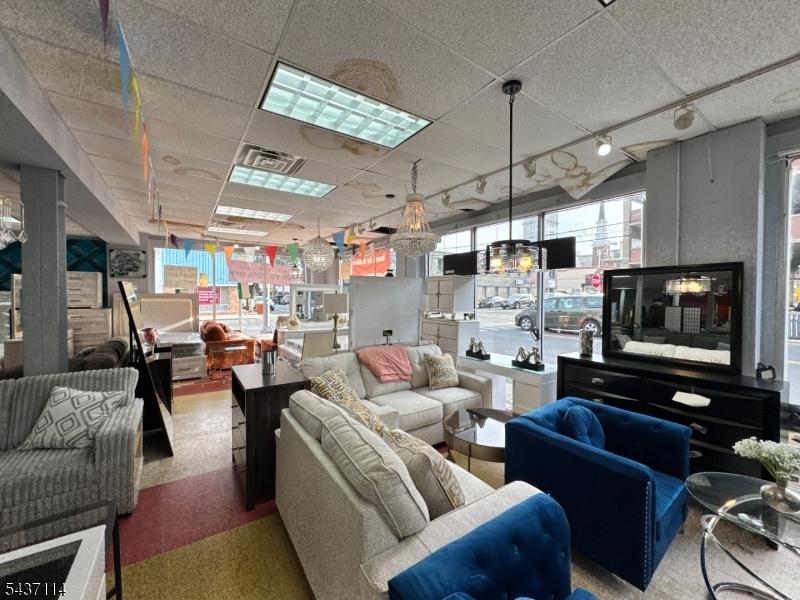 Showroom