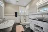 2nd Fl En-Suite Full Bath