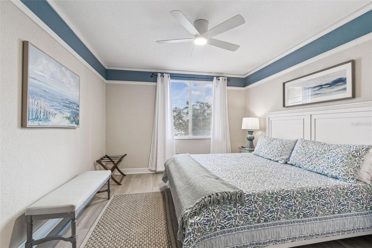 Guest bedroom