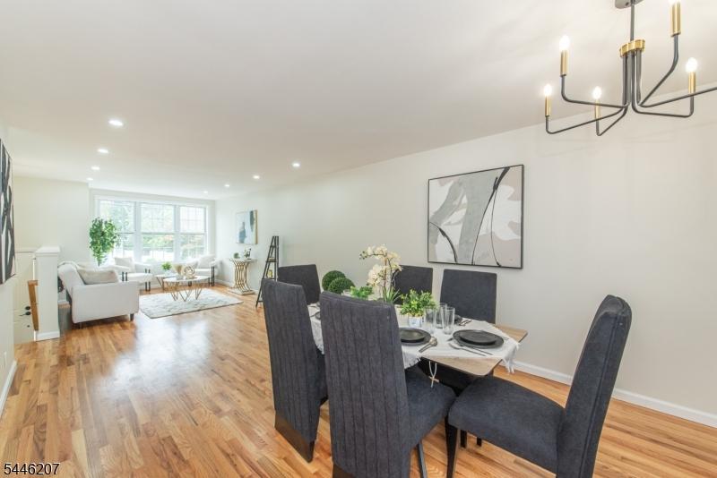 Dining Room/Living Room