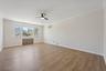 Living room/Bedroom