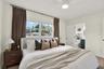 Second bedroom with en-suite bathroom