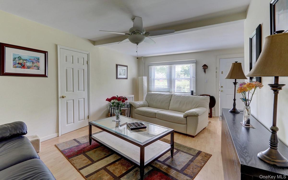Living Room Great for Entertaining