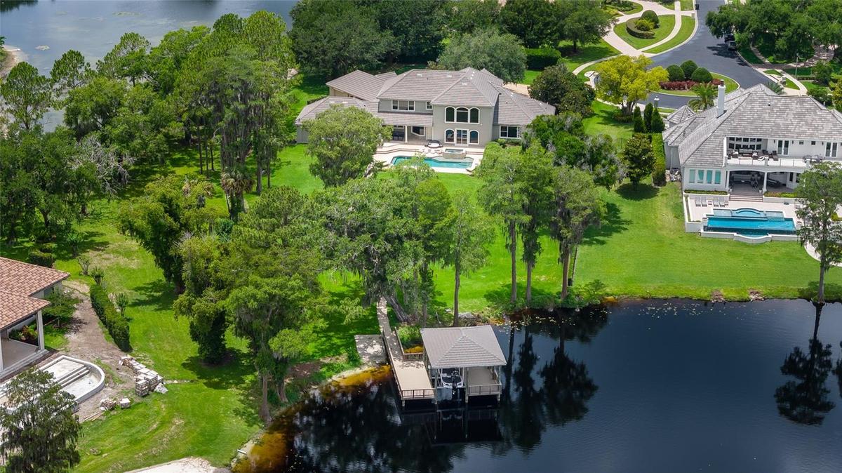Lakefront living at it's finest