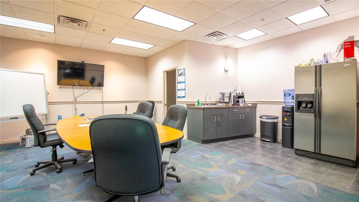 1601 Sunshine Dr - Interior