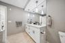 En Suite Primry Bathroom