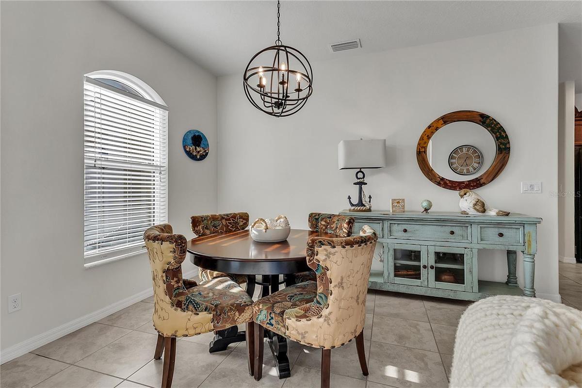 Dining Rm