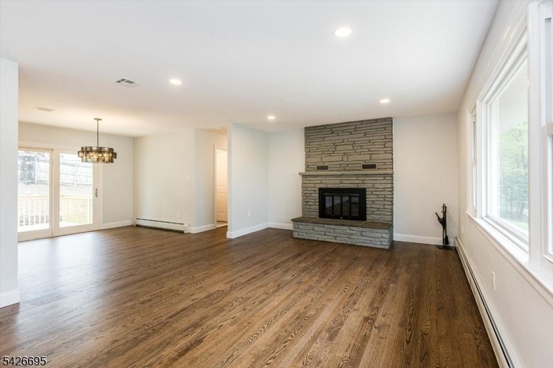 Living Room-Fireplace