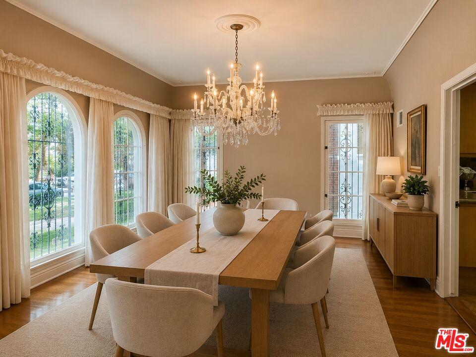 virtually staged dining room