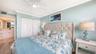 Guest Room/King Bed