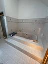 Jetted tub