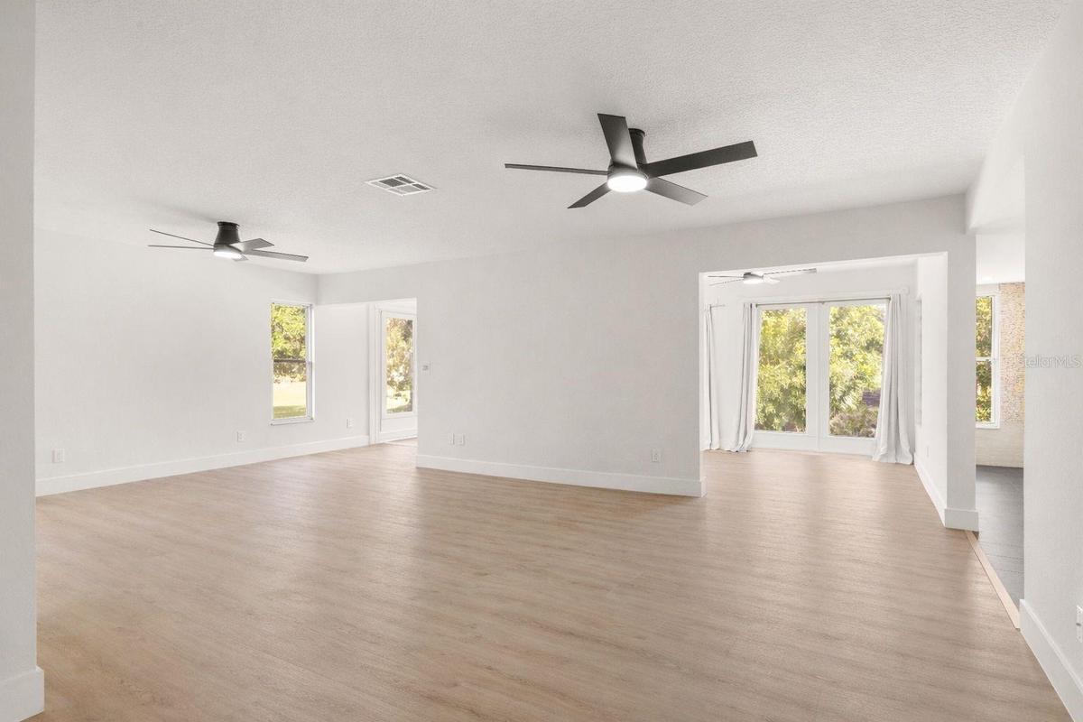 1,000+ SqFt Master Wing