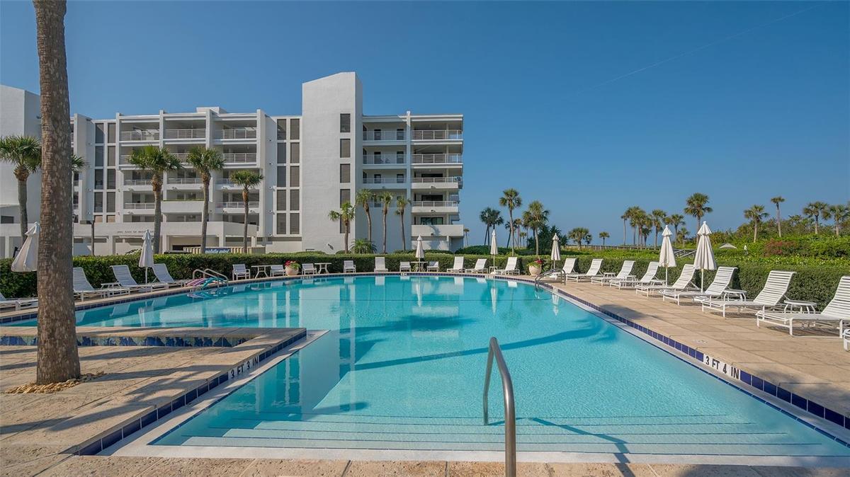Community pool