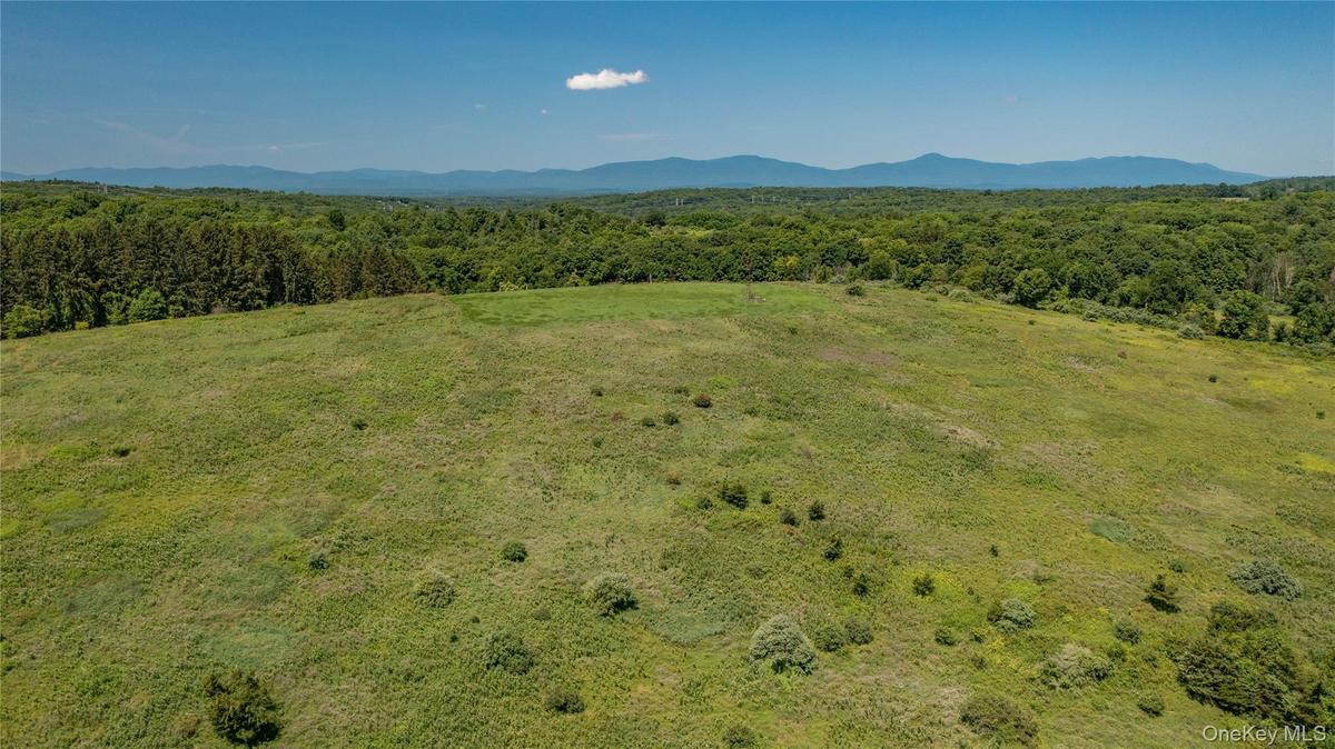 Sweeping westerly view of the Catskill Mountains