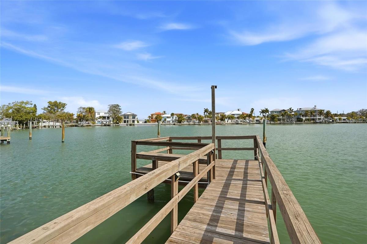 Dock