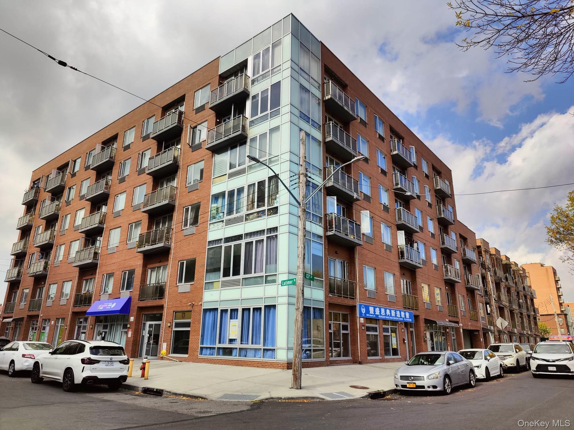 View of apartment building / complex