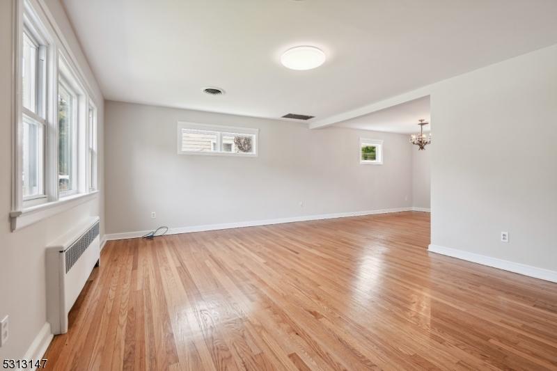 LIVING RM W/HARDWOOD FLOORS