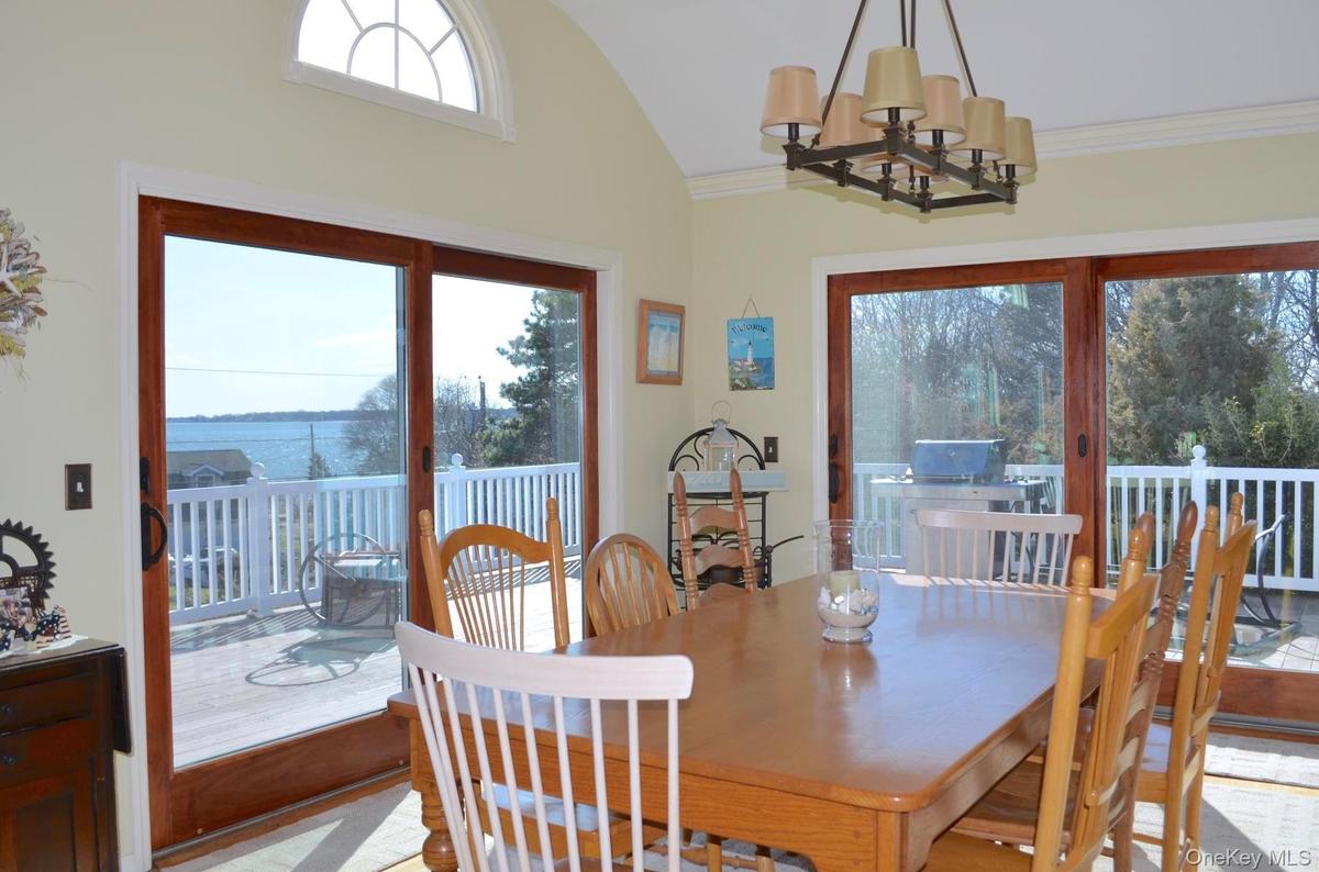 Second floor dining area