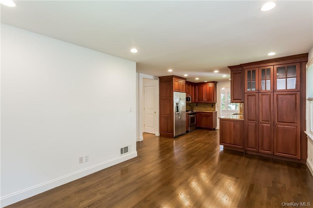 Open Kitchen Family Room Floor Plan