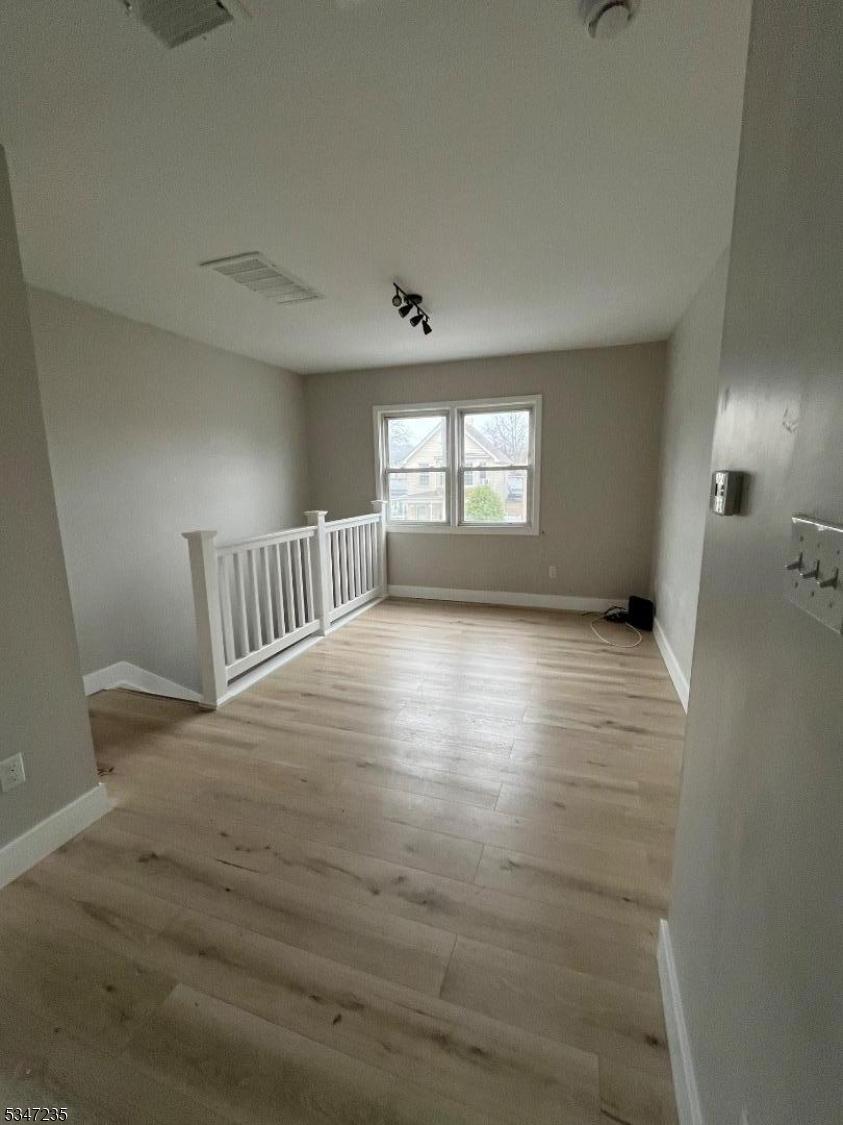 Living room unit 2