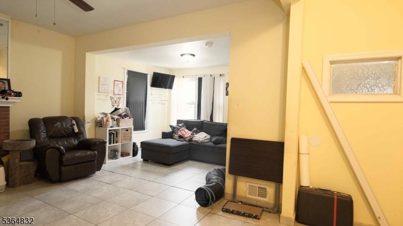 1st fl living