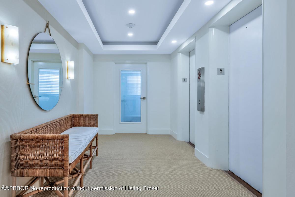 Elevator Landing