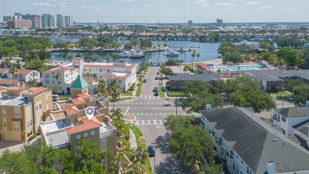 Located within walking distance to the village, marina, Islands recreation center and more...