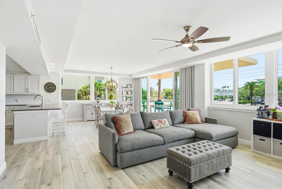 Expansive walls of windows allows natural light to stream in all rooms!