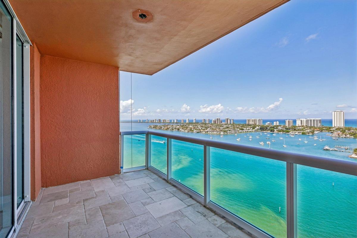 40-web-or-mls-Lake Shore Dr 2508-S2105-0