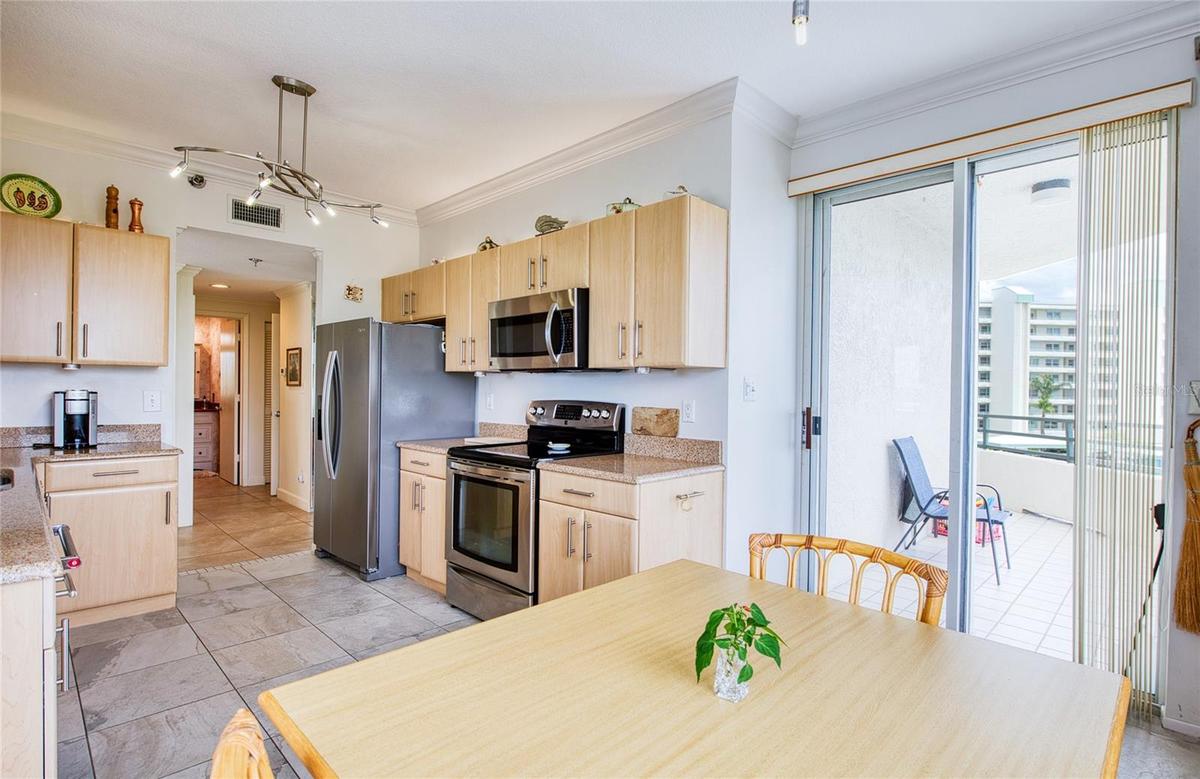 Eat in Kitchen