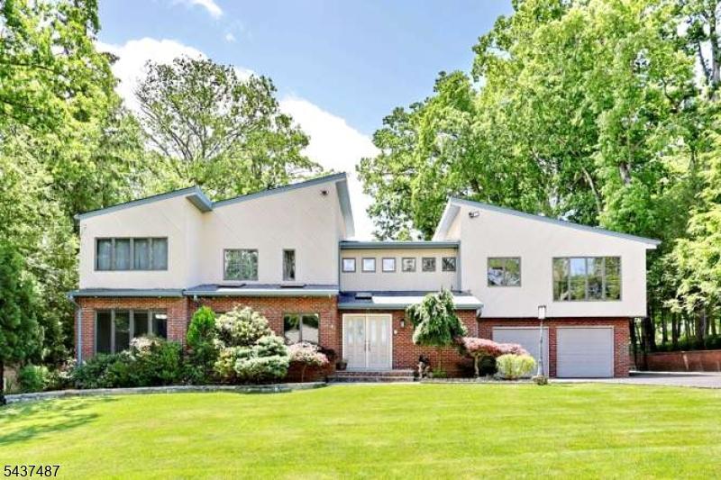 Stunning Contemporary