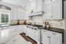 Gourmet Eat-in Kitchen