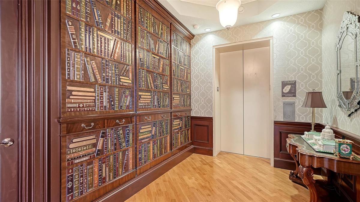 PRIVATE ELEVATOR TO 1205