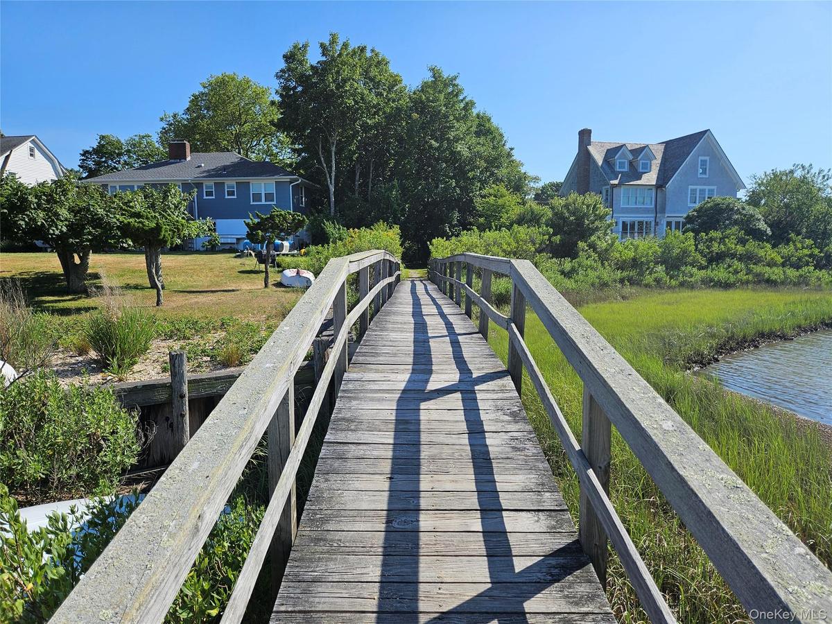 The Charming Lil Bridge To Beach - Fun!