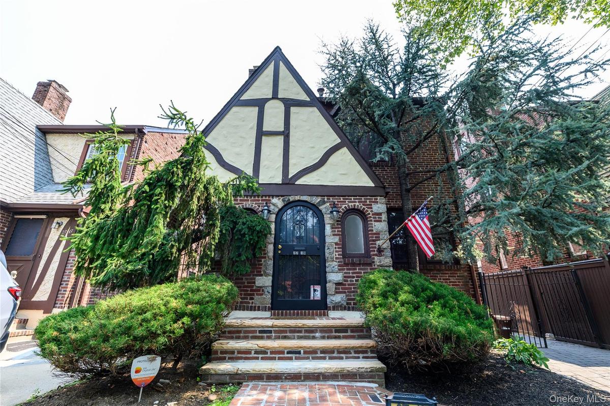 Classic Tudor Style Entry