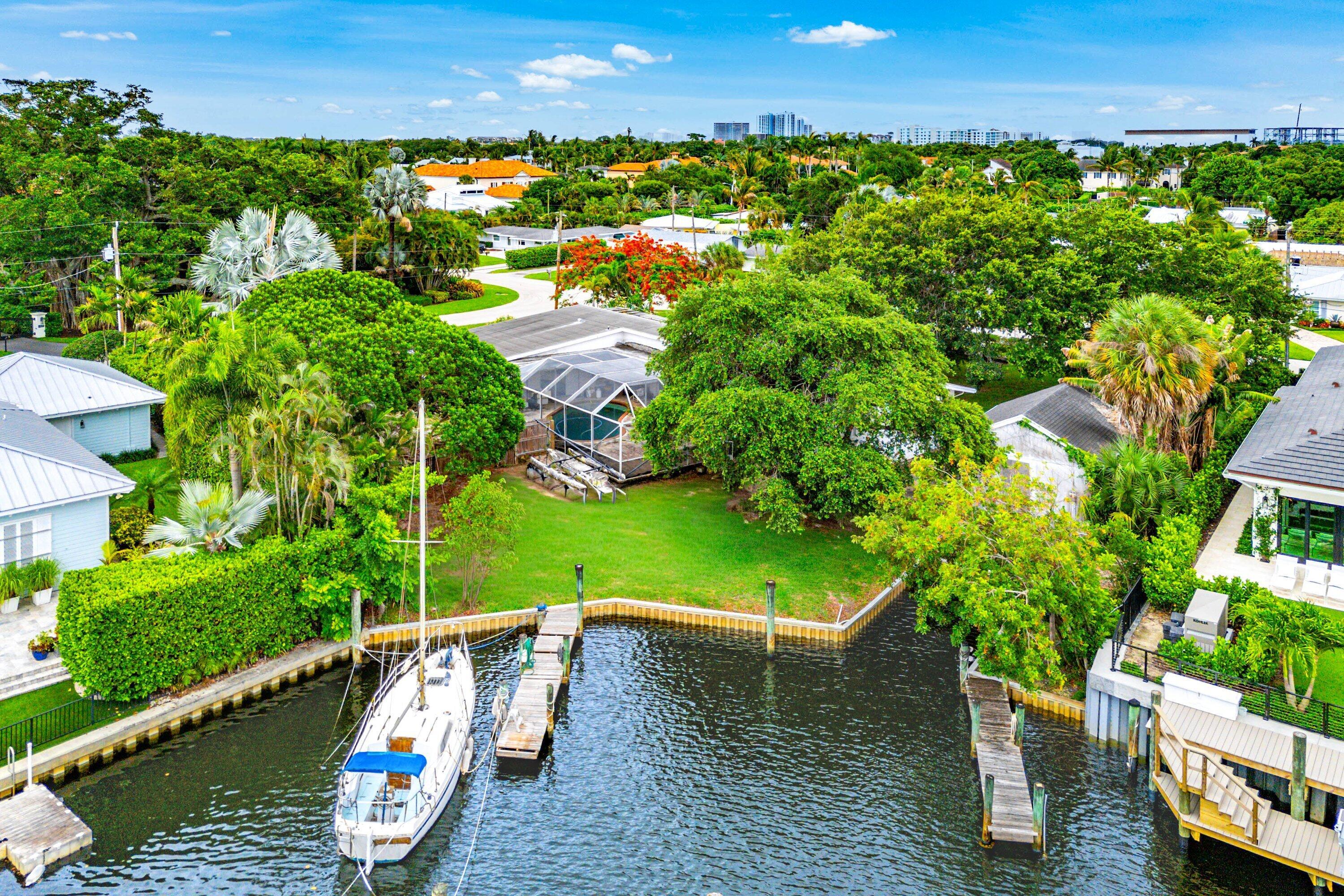 12019 N. Edgewater Dr.