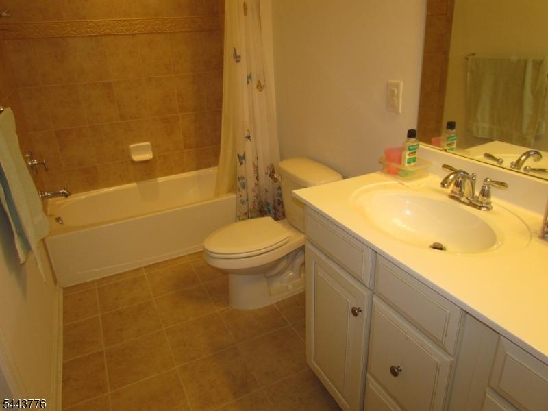 Master Bath -1