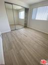 BR2 Wall Closet & Shelves