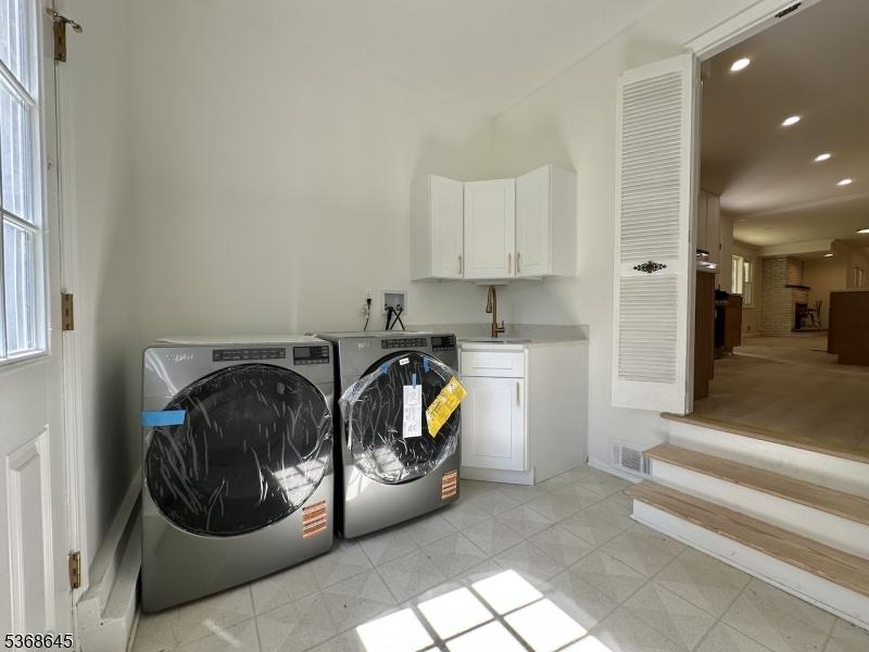 Laundry/Mud room